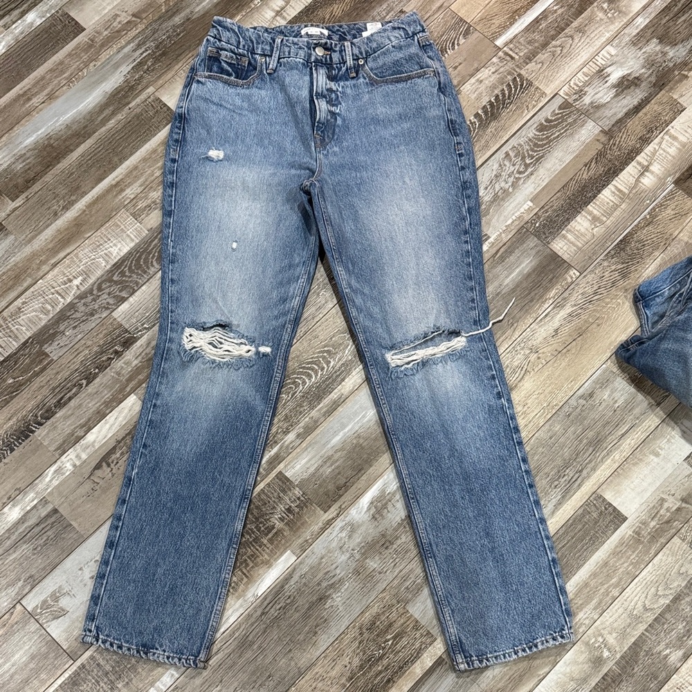 Good American Straight Leg Distressed Blue Jeans